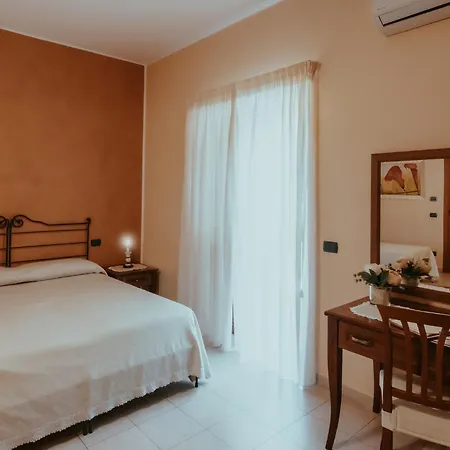 Hotel San Raffaele Restaurant & Castelluccio Superiore