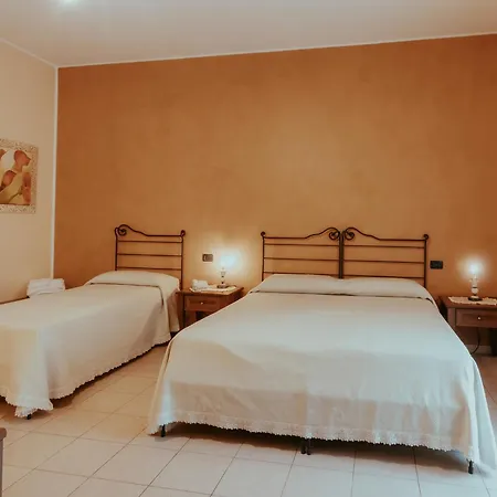 Hotel San Raffaele Restaurant & Castelluccio Superiore