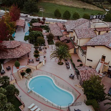 Hotel San Raffaele Restaurant & Castelluccio Superiore