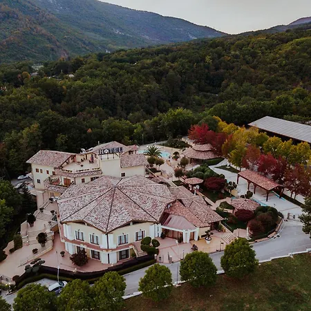 San Raffaele Restaurant & Castelluccio Superiore