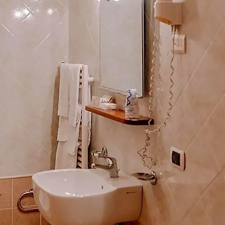 Otel San Raffaele Restaurant & 3*