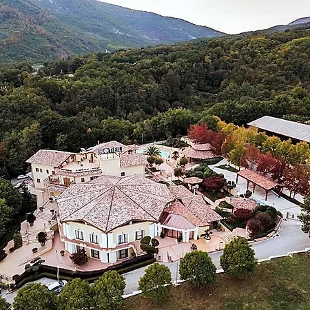 San Raffaele Restaurant & Otel 3*